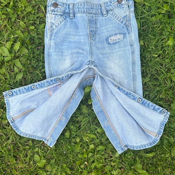 Vintage Oshkosh B’Gosh Toddler Girls Vestbak Denim Bibs Overalls Size 18M Cotton - Picture 6 of 8